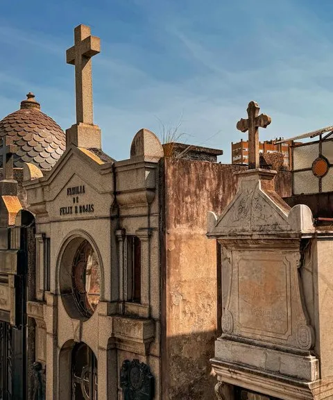 Buenos Aires atmosphere and local life